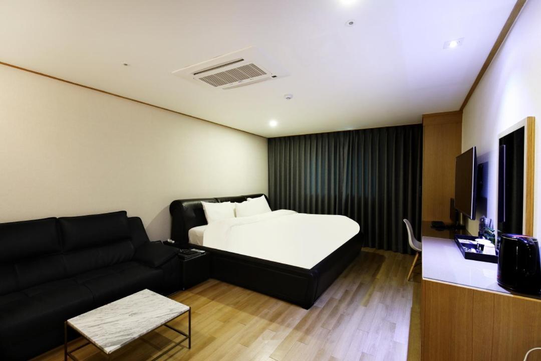 Hotel Paju Golden Hill Exterior foto